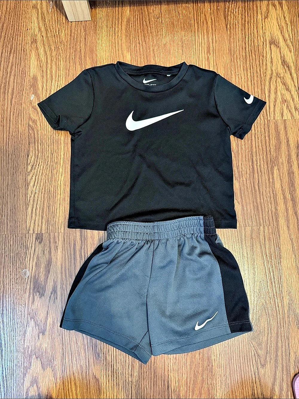 Nike Toddler Boys Dri-FIT Swoosh T-Shirt and Shorts 2-Piece Set